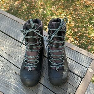 KEEN Revel IV High Polar outdoor winter boots, Women’s 9.5 M